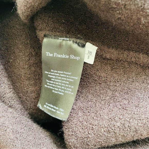 The Frankie Shop XS/SMALL Emi 100% wool long Vneck cardigan in Dark Plum - Picture 8 of 9